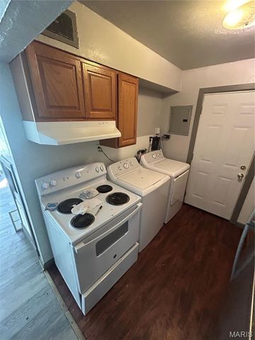 6133 Washington Avenue, Berkeley, MO 63134