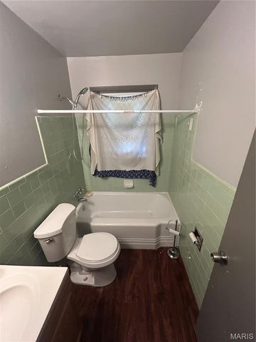 6133 Washington Avenue, Berkeley, MO 63134