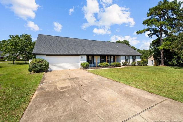 119 Hollow Lane, Raeford, NC 28376