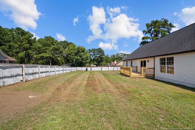 119 Hollow Lane, Raeford, NC 28376