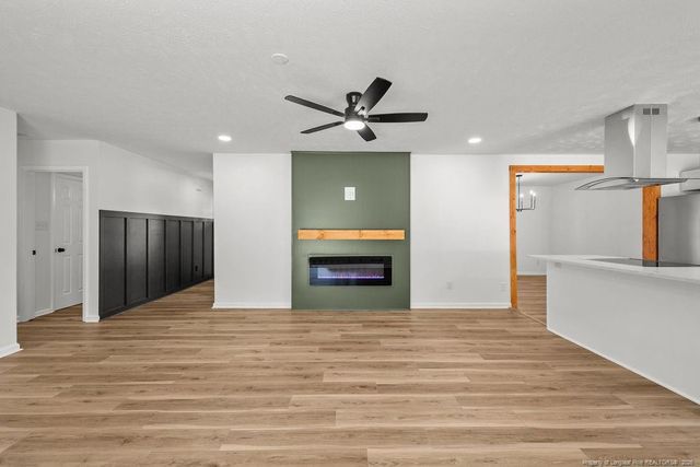 119 Hollow Lane, Raeford, NC 28376