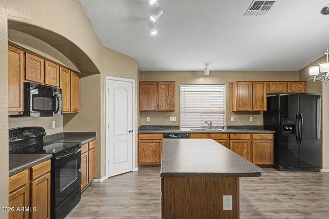 17687 W CHARTER OAK Road, Surprise, AZ 85388