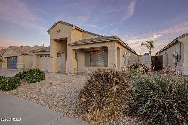 17687 W CHARTER OAK Road, Surprise, AZ 85388