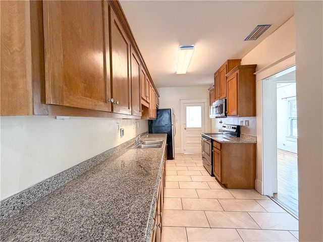 2161 Homewood Street B, Mobile, AL 36606