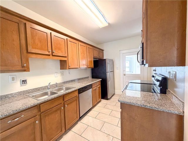2161 Homewood Street B, Mobile, AL 36606