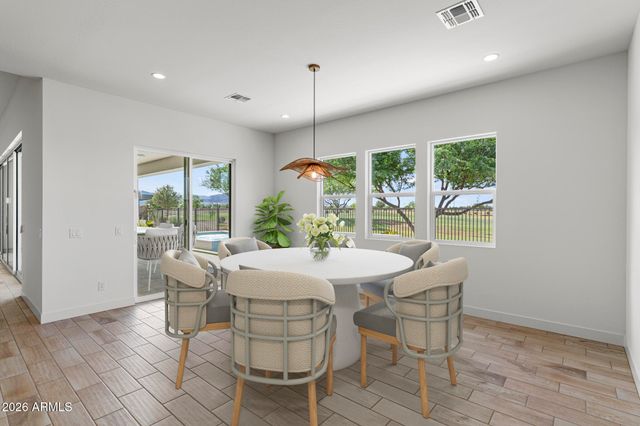 17932 W MOUNTAINAIR Street, Surprise, AZ 85388