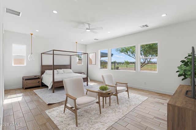 17932 W MOUNTAINAIR Street, Surprise, AZ 85388