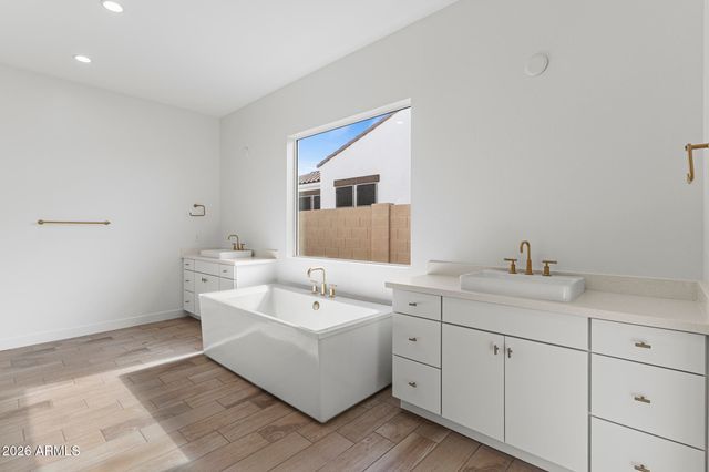 17932 W MOUNTAINAIR Street, Surprise, AZ 85388
