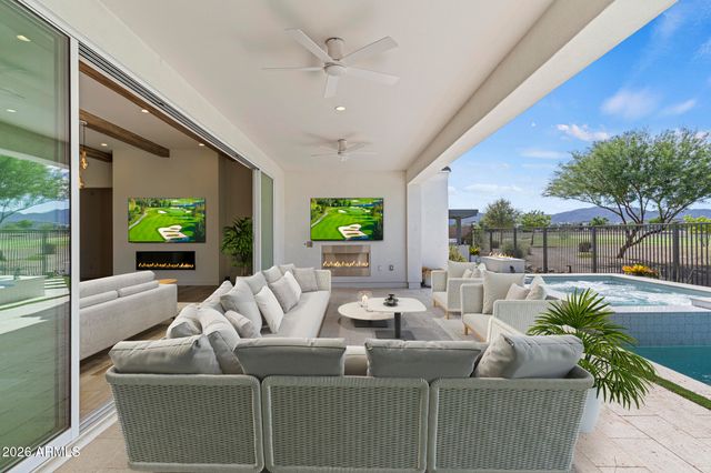 17932 W MOUNTAINAIR Street, Surprise, AZ 85388