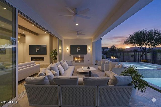 17932 W MOUNTAINAIR Street, Surprise, AZ 85388