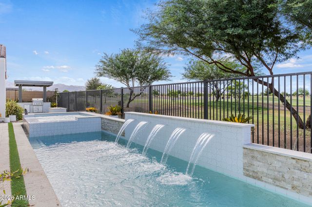 17932 W MOUNTAINAIR Street, Surprise, AZ 85388