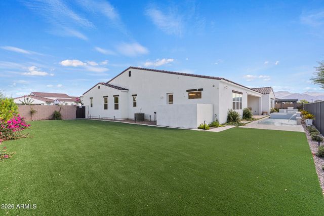 17932 W MOUNTAINAIR Street, Surprise, AZ 85388