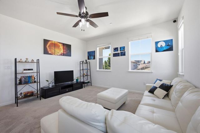1702 Plumas Drive, Lathrop, CA 95330