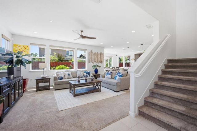1702 Plumas Drive, Lathrop, CA 95330