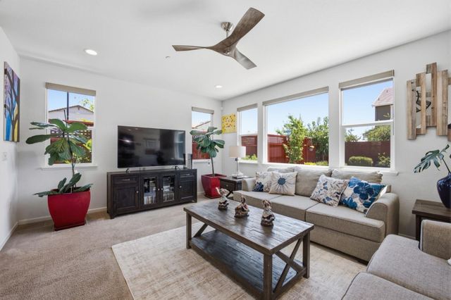 1702 Plumas Drive, Lathrop, CA 95330