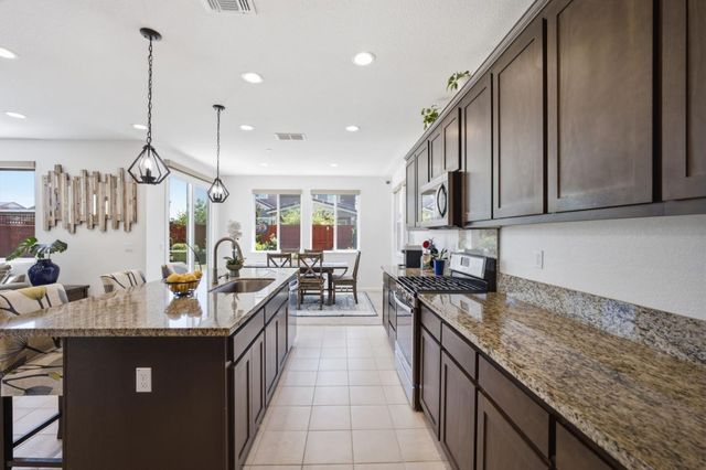 1702 Plumas Drive, Lathrop, CA 95330