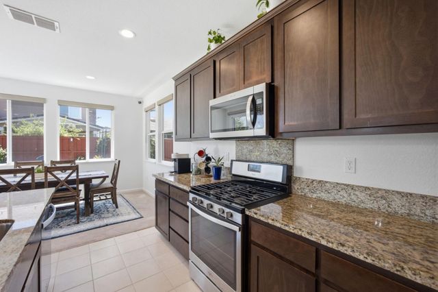 1702 Plumas Drive, Lathrop, CA 95330