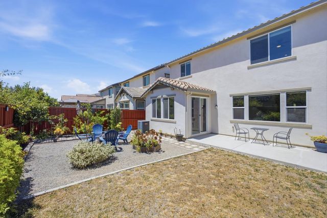 1702 Plumas Drive, Lathrop, CA 95330