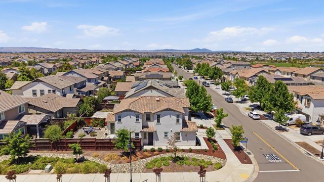 1702 Plumas Drive, Lathrop, CA 95330