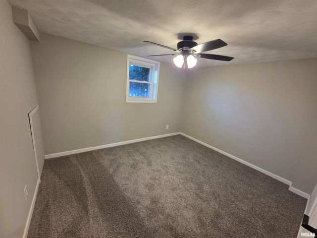 1921 N ALBANY Street, Springfield, IL 62702