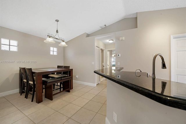 200 NW 75th Terrace, Plantation, FL 33317