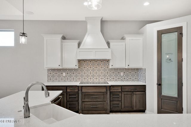 309 Emerald Pearl Drive, Horizon City, TX 79928