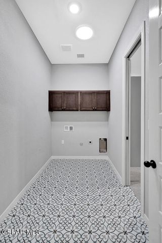 309 Emerald Pearl Drive, Horizon City, TX 79928