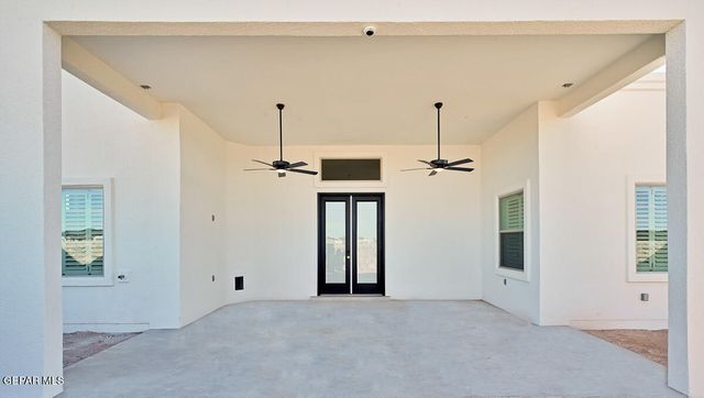 309 Emerald Pearl Drive, Horizon City, TX 79928