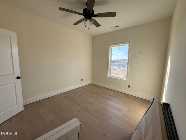 1148 Hawley Road, Blountville, TN 37617