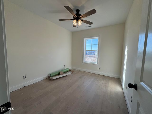 1148 Hawley Road, Blountville, TN 37617