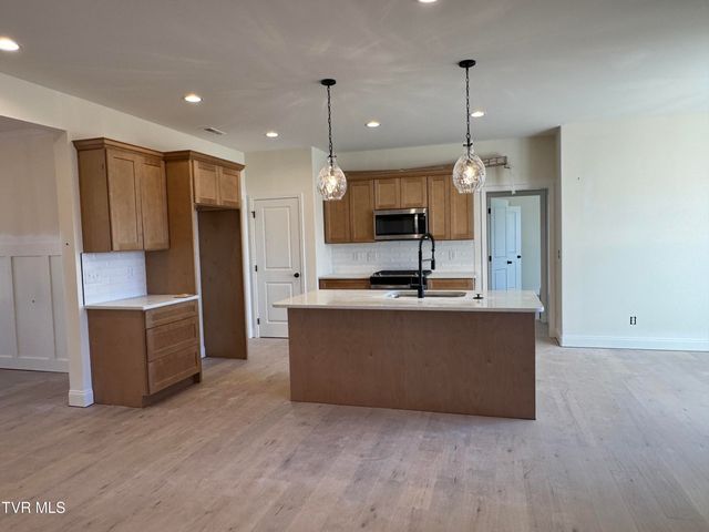 1148 Hawley Road, Blountville, TN 37617