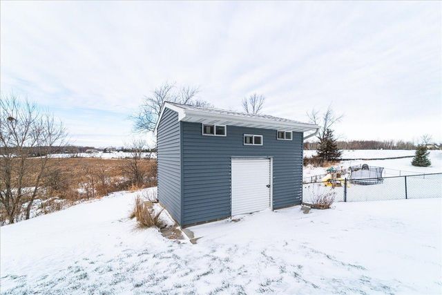 3353 SW James Court SW, Prior Lake, MN 55372