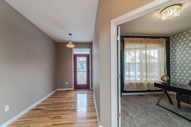 3353 SW James Court SW, Prior Lake, MN 55372