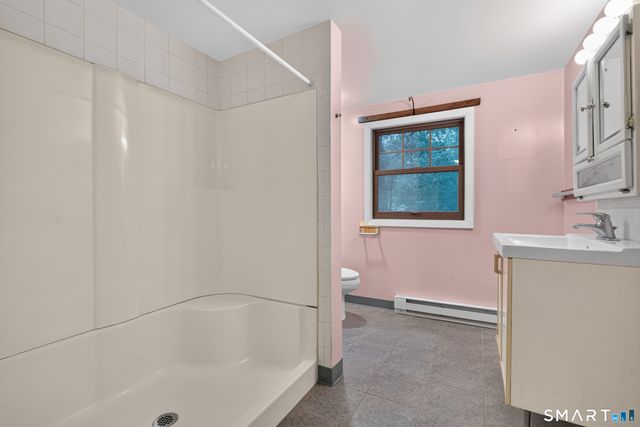 42 Ezra Street, North Haven, CT 06473