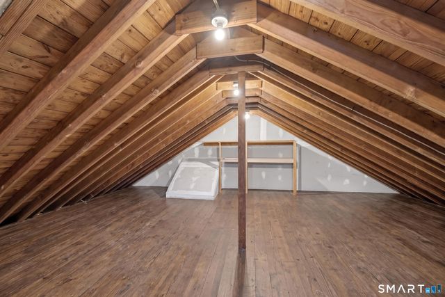 42 Ezra Street, North Haven, CT 06473