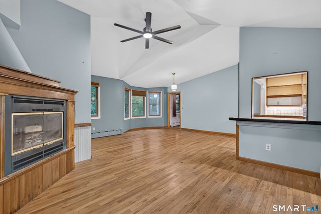 42 Ezra Street, North Haven, CT 06473
