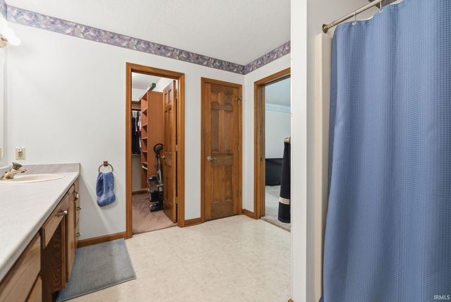 10232 Clarks Passage, Fort Wayne, IN 46825