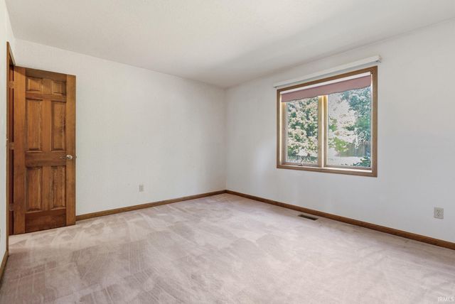 10232 Clarks Passage, Fort Wayne, IN 46825