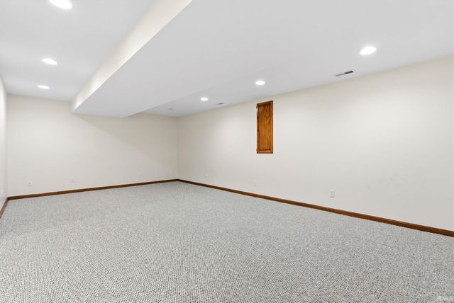 10232 Clarks Passage, Fort Wayne, IN 46825