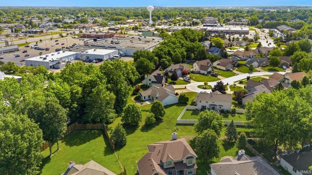 10232 Clarks Passage, Fort Wayne, IN 46825