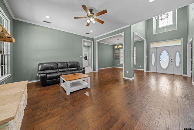 10377 Mountain View Rd, Whitehouse, TX 75791