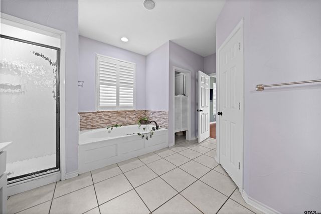 10377 Mountain View Rd, Whitehouse, TX 75791