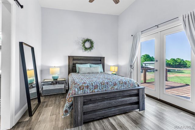 2364 Alabama River Parkway, Millbrook, AL 36054