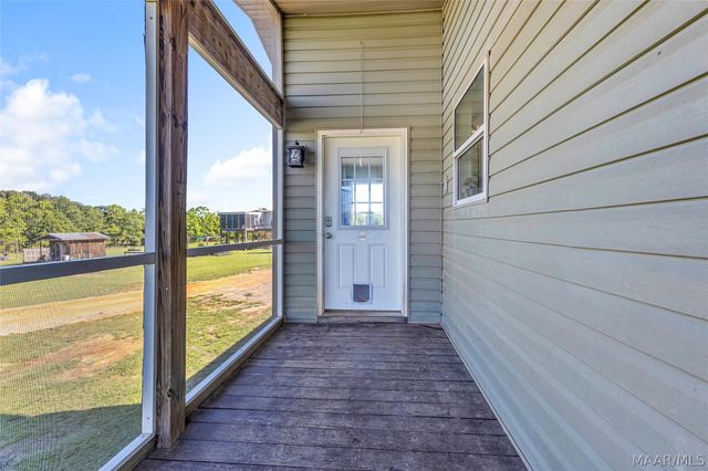 2364 Alabama River Parkway, Millbrook, AL 36054