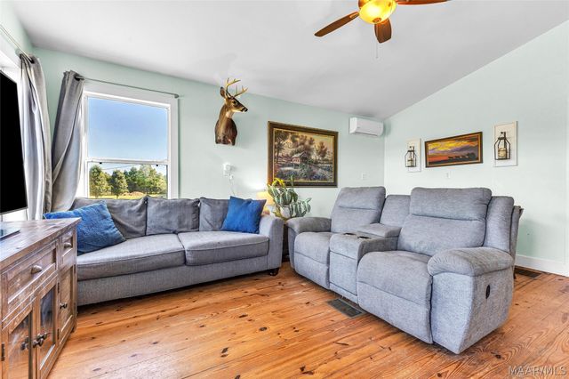 2364 Alabama River Parkway, Millbrook, AL 36054