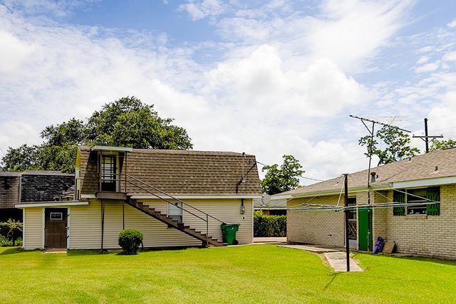 570 Hospital Dr, Raceland, LA 70394