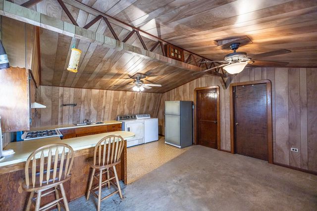 570 Hospital Dr, Raceland, LA 70394