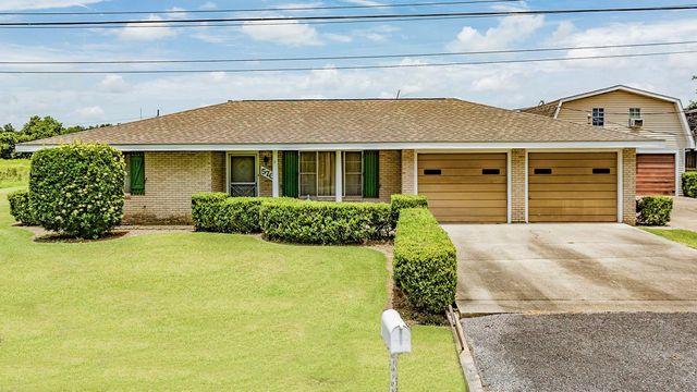 570 Hospital Dr, Raceland, LA 70394