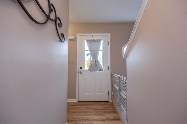 1001 Chelsea Dr, North Fayette, PA 15126
