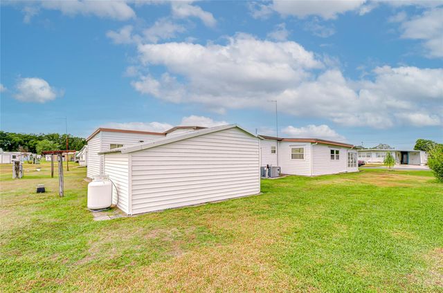 39524 DUNDEE ROAD, Zephyrhills, FL 33542